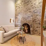 Olivetta ,traditional Stone House * 科斯镇
