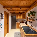 Olivetta ,traditional Stone House 科斯镇