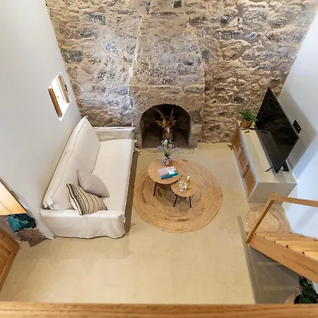 Lägenhet Olivetta ,traditional Stone House