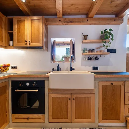 Lägenhet Olivetta ,traditional Stone House